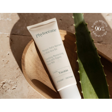 Soothing Moisturizing Mask with Organic Aloe Vera